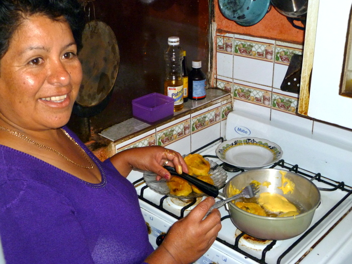 guate homestay cooking lesson
